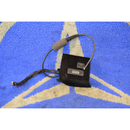 Centre Console AUX USB Port...