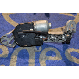 FRONT RIGHT WINDSCREEN...