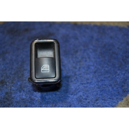 MERCEDES C200 4DR SALOON...