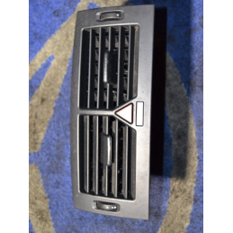 Air nozzle air outlets mid...