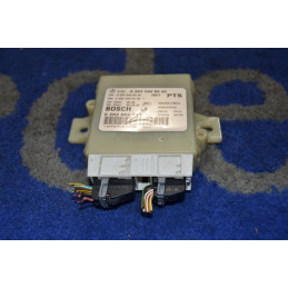 Mercedes-Benz  Parking...