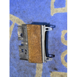 Mercedes-Benz  FRONT CENTRE...