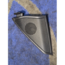 Mercedes-Benz   Front door...