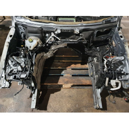 W205 Front Section