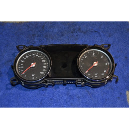 INSTRUMENT CLUSTER
