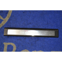 Front right interior...